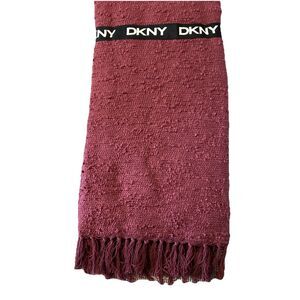 DKNY 'ALICE' 50"‎ X 60" WINE THROW BLANET